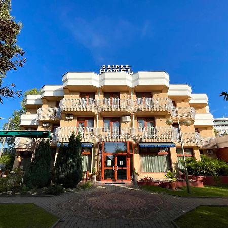 Csipke Hotel Kiskunhalas Exterior foto